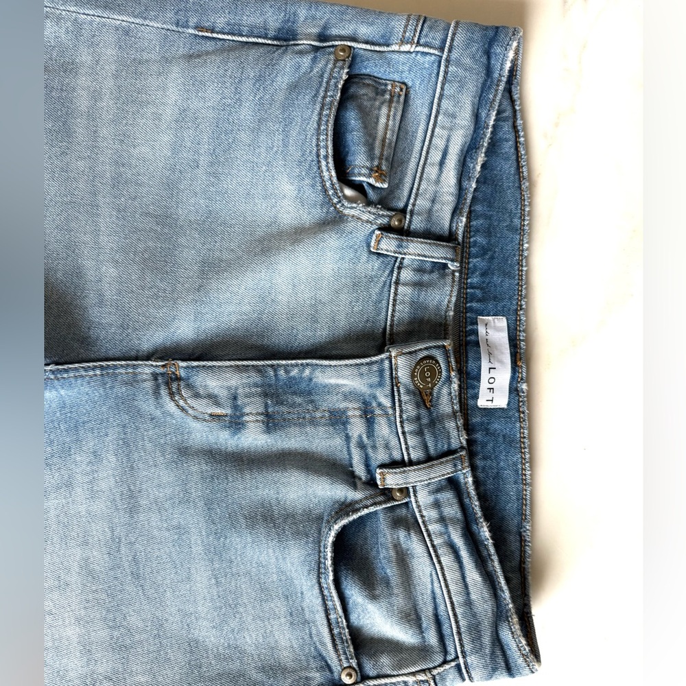 LOFT Women’s Pants Jeans Wide Leg Crop Destructed Frayed Hem Women Size 4 / 27 - Picture 7 of 14